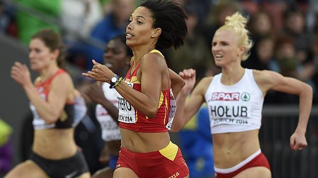 Indira Terrero en la semifinal de 400m del Europeo de Zúrich