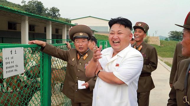 Kim Jong-un imita la escritura de su padre, según revista de arte norcoreana Kim Jong-un imita la escritura de su padre, según revista de arte norcoreana