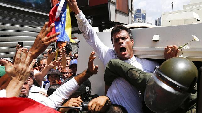 ¿Por qué retrasan el juicio al opositor venezolano Leopoldo López? ¿Por qué retrasan el juicio al opositor venezolano Leopoldo López?