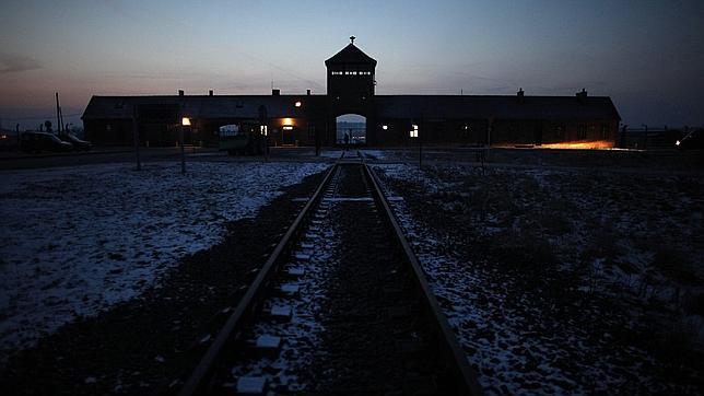 Hannover acusa a ex SS como cómplice en el asesinato de 300 mil personas entre mayo y julio de 1944 Hannover acusa a ex SS como cómplice en el asesinato de 300 mil personas entre mayo y julio de 1944