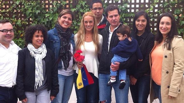 Lilian Tintori: «La libertad de Leopoldo López depende de que se pronuncien los países democráticos» Lilian Tintori: «La libertad de Leopoldo López depende de que se pronuncien los países democráticos»