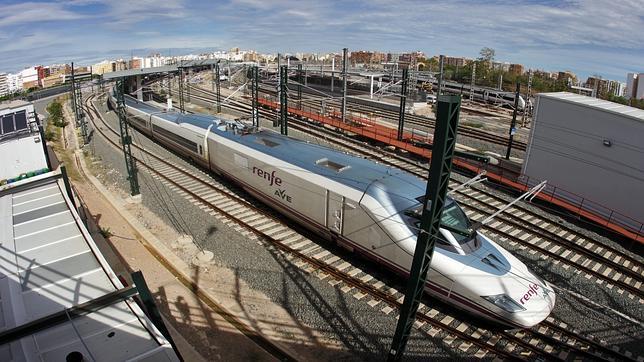 Imagen tomada este miércoles del AVE a su llegada a Valencia