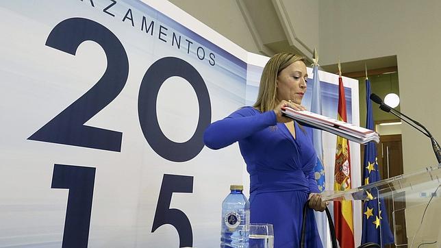 La conselleira de Facenda, Elena Muñoz, este lunes en el Prlamento