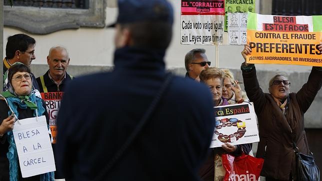Manifestación de afectados por la venta de preferentes