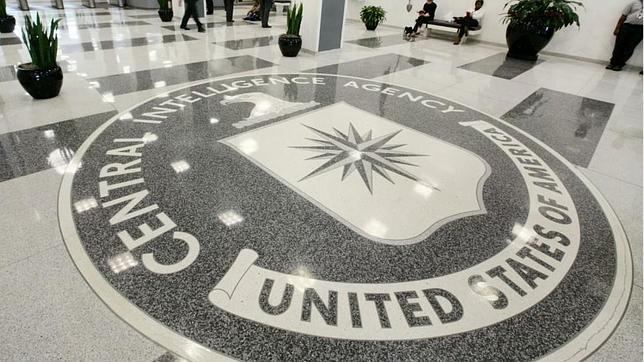 Detenida una exagente del FBI que amenazó con volar la sede de la CIA Detenida una exagente del FBI que amenazó con volar la sede de la CIA