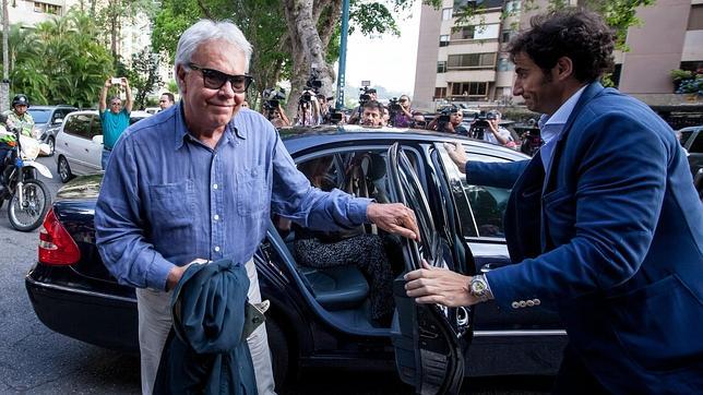 Exteriores toma medidas para garantizar la seguridad de Felipe González en Caracas 