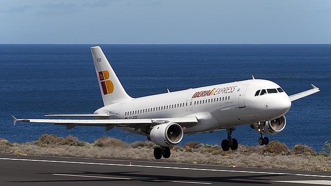 Iberia abre una convocatoria para contratar pilotos