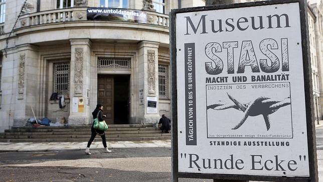 Entrada al Museo de la Stasi