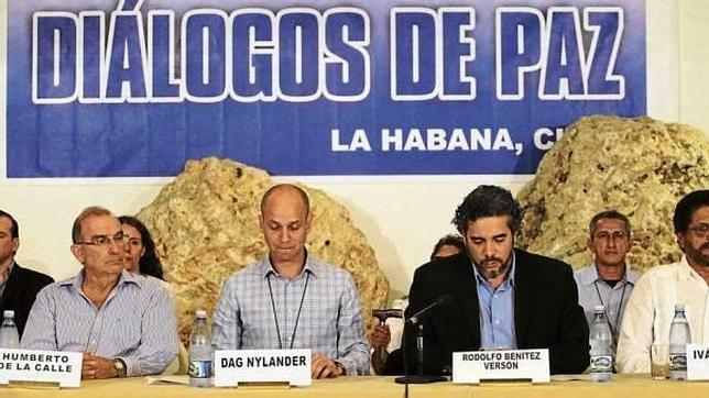 ¿Por qué el Gobierno de Colombia y las FARC negocian en La Habana? ¿Por qué el Gobierno de Colombia y las FARC negocian en La Habana?