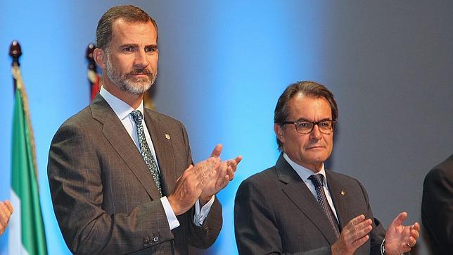 Don Felipe y Artur Mas