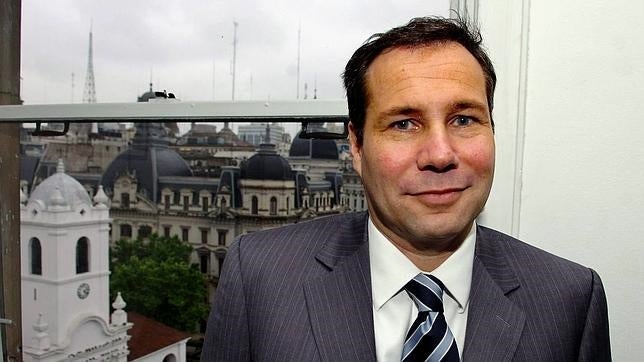 El fiscal Nisman, espiado mediante un virus en el teléfono móvil El fiscal Nisman, espiado mediante un virus en el teléfono móvil