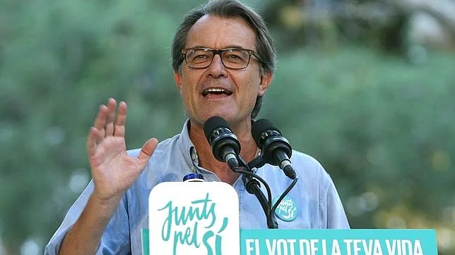 Artur Mas durante su intervención en un acto de campaña celebrado en Tortosa 