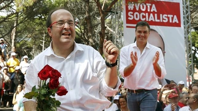 Pedro Sánchez prometió el domingo trasladar el Senado a Barcelona