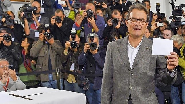 Artur Mas el día de la consulta ilegal