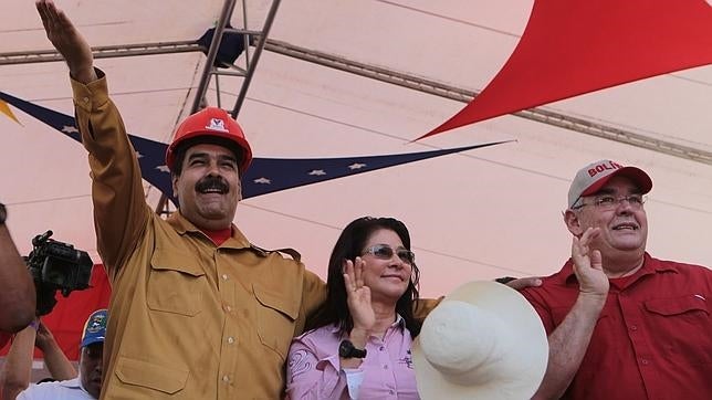 Purgas por corrupción en el chavismo para ganar elecciones y amenazar a los rebeldes 