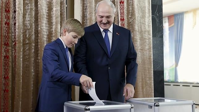 El dictador bielorruso Lukashenko, reelegido por quinta vez El dictador bielorruso Lukashenko, reelegido por quinta vez