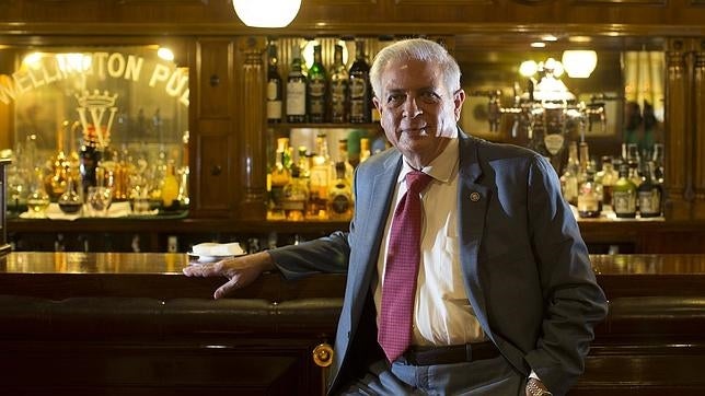 El alcalde de Miami advierte de que el deshielo con Cuba ha disparado el número de balseros 