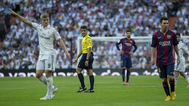 Imagen de un Madrid-Barça del año pasado, dirigido por Gil Manzano