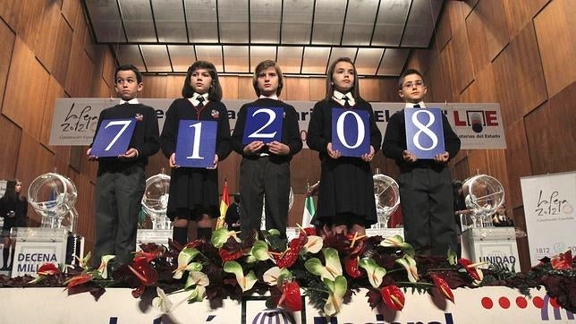 El primer premio del sorteo del Niño del año 2012, que se vendió en Soria, en una fotografía de archivo