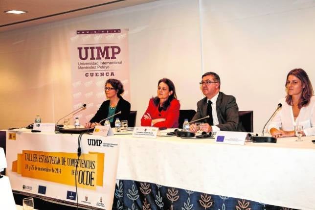 Marín y Gomendio durante su intervención en el taller