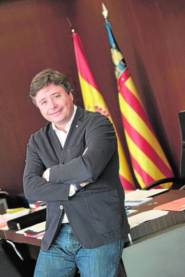 «Los partidos que aspiran a gobernar juntos deberían presentarse en coalición»