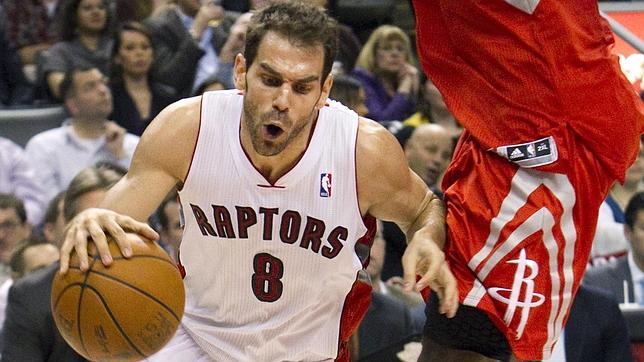 Calderón brilla en la victoria de los Raptors