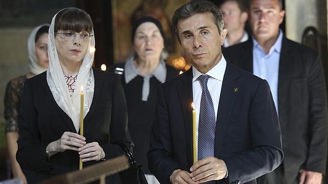El líder de la oposición en Georgia confía en ganar por mayoría en las legislativas