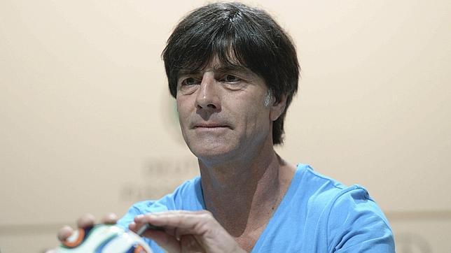 Joachim Löw continúa con Alemania hasta la Euro 2016