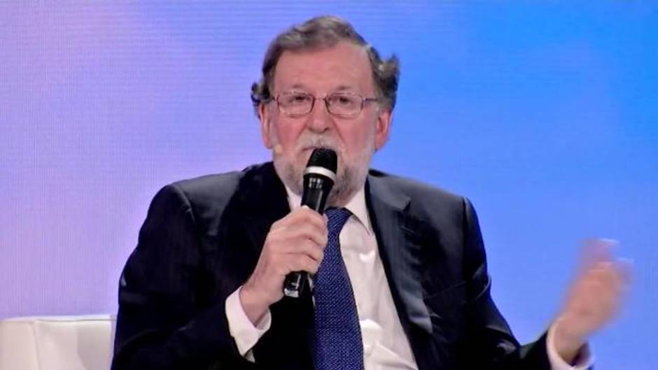 Casado y Rajoy abren juntos la Convención Nacional del PP Casado y Rajoy abren juntos la Convención Nacional del PP
