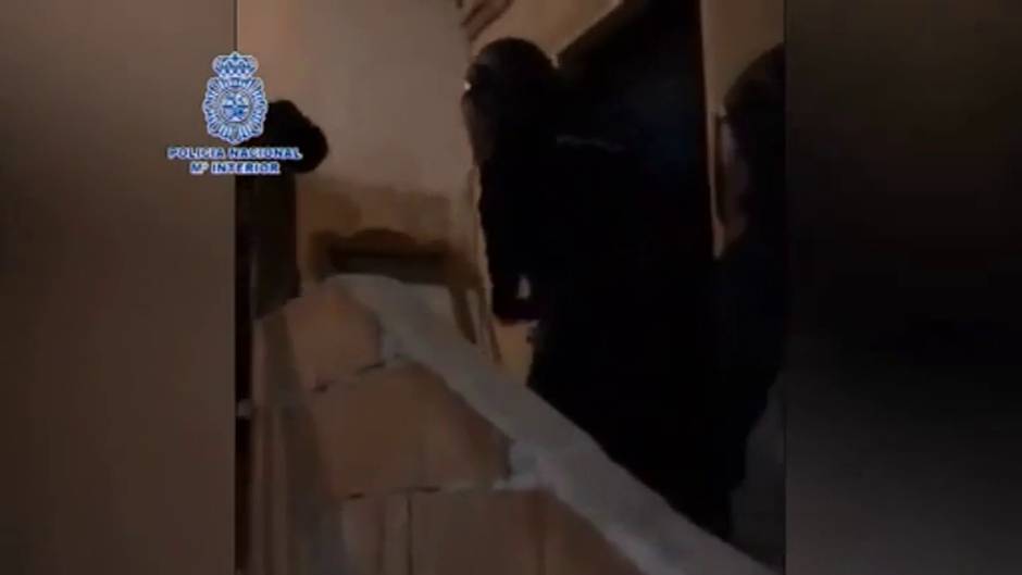 A prisi&oacute;n seis detenidos por agredir sexualmente a menores a las que obligaban a consumir drogas