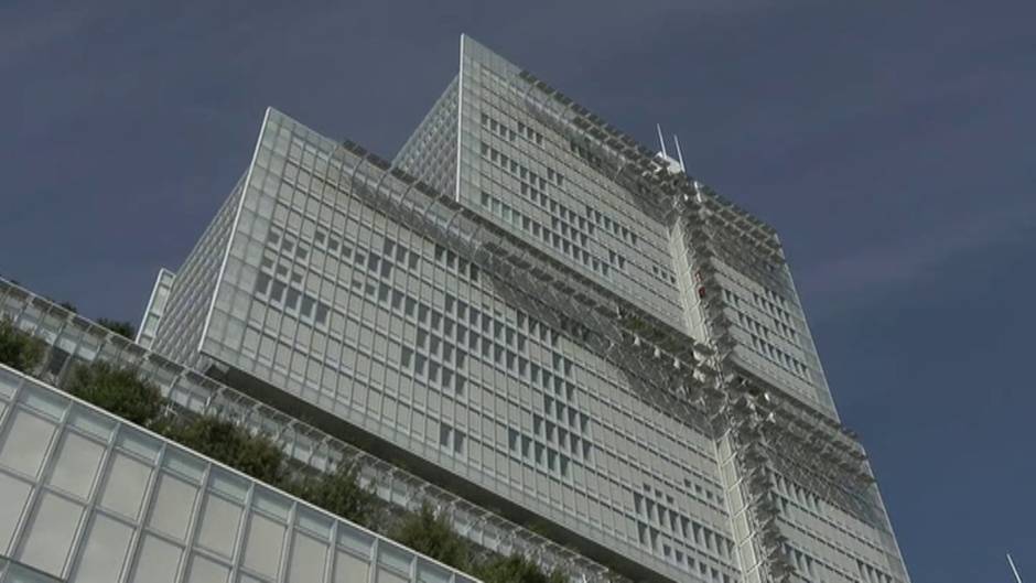 Arranca el juicio contra los presuntos 14 c&oacute;mplices de los tres terroristas de la masacre contra el Charlie Hebdo