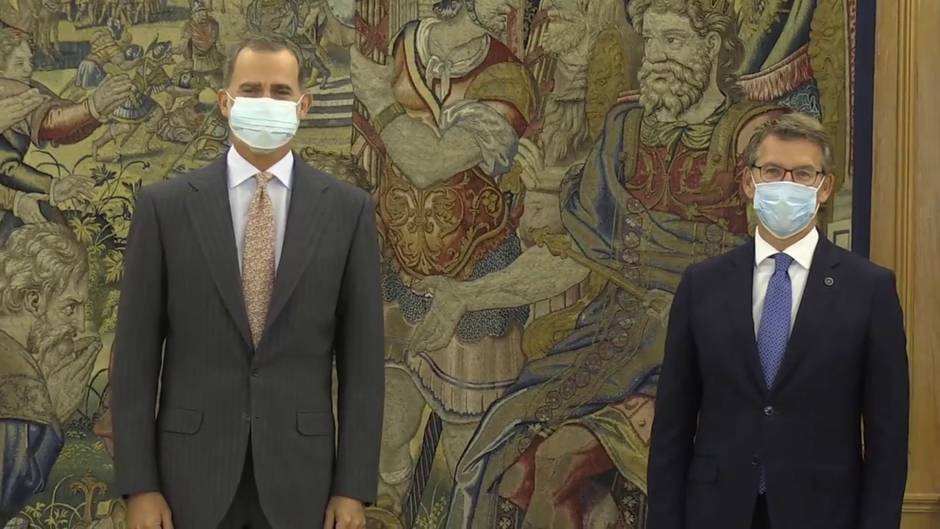 El Rey recibe en audiencia a Feijóo en el Palacio de la Zarzuela