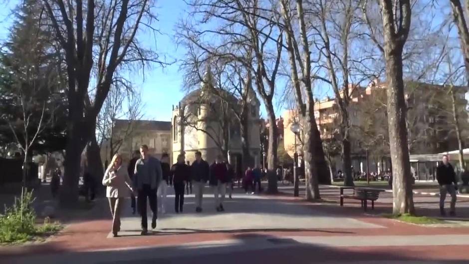 I&ntilde;aki Urdangar&iacute;n llega ligeramente "tarde" al trabajo
