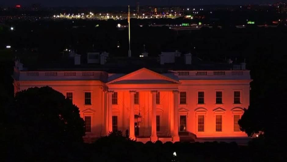 La Casa Blanca Se Ilumina De Naranja Contra Las Armas De Fuego