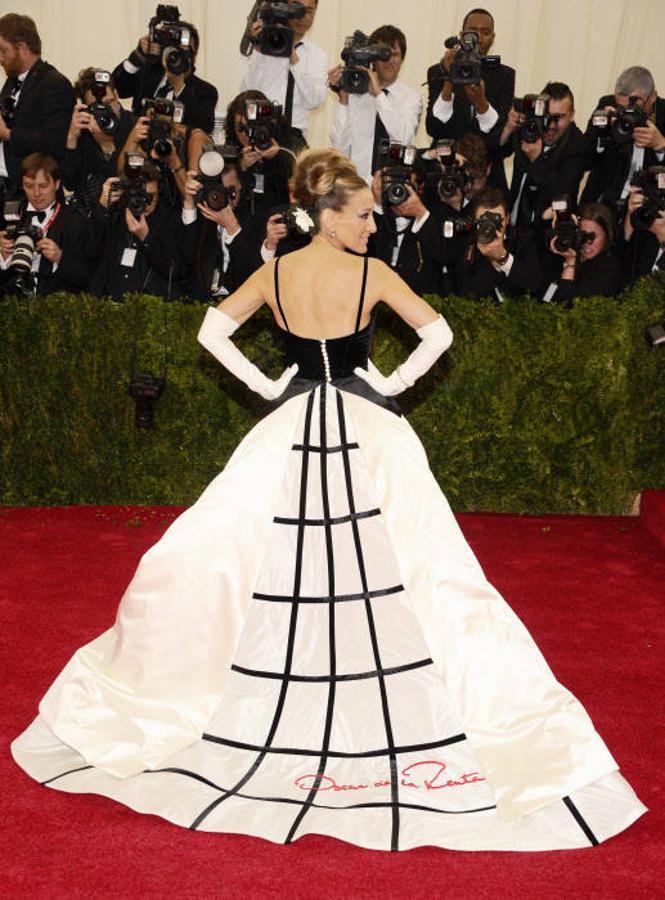 Gala del MET: 10 vestidos que hicieron historia en la Los vestidos que hicieron historia en la alfombra roja de