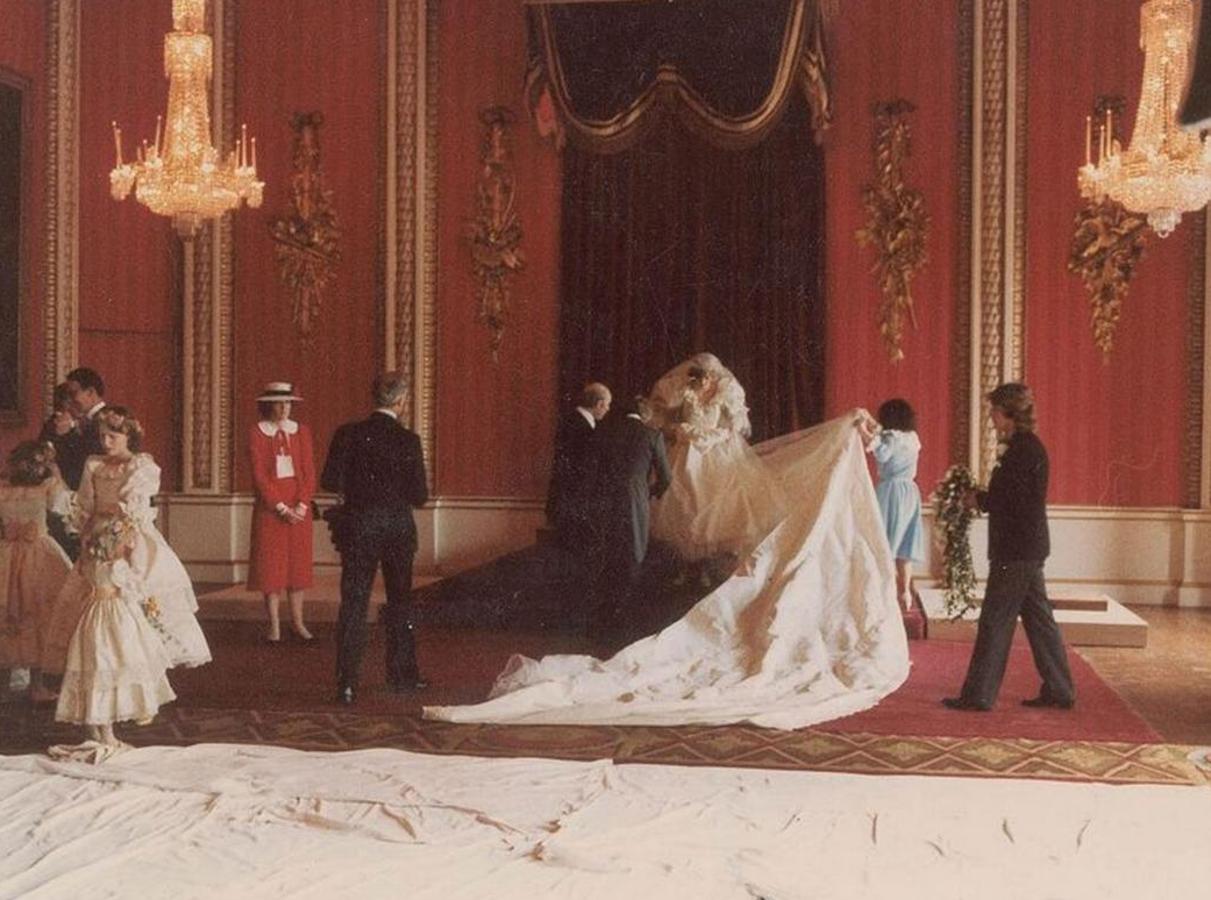 Los 10 vestidos de novia más caros de las famosas