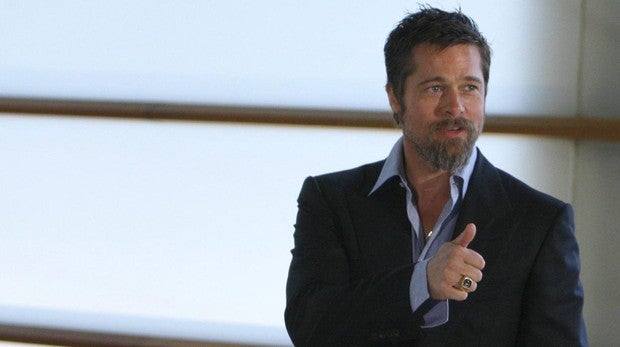 La colección de muebles de lujo diseñados por Brad Pitt