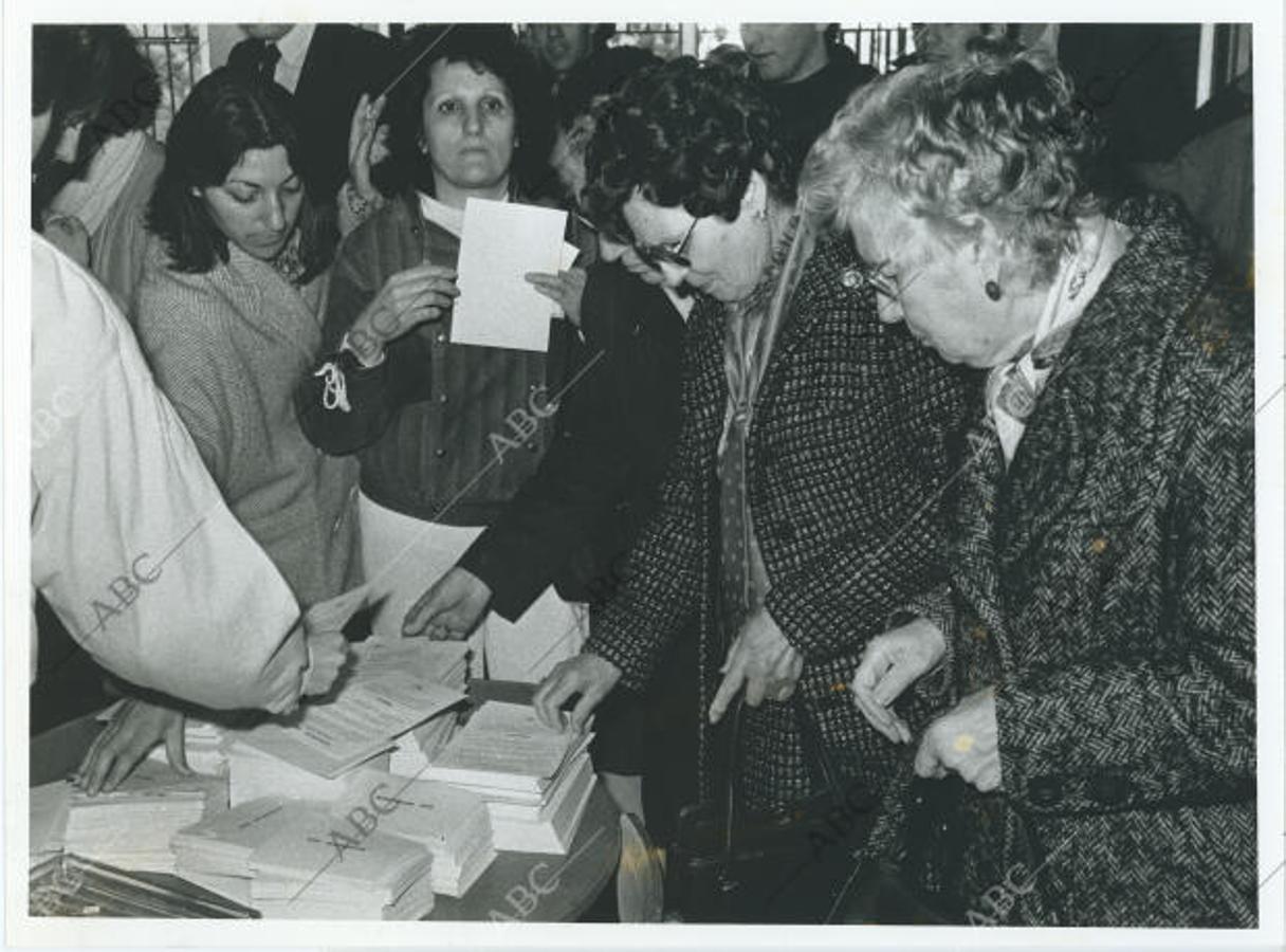 La participación fue de un 59,4%. Los votos afirmativos alcanzaron el 52%, frente a la respuesta negativa de un 39,8%. Un 6,5% votó en blanco.