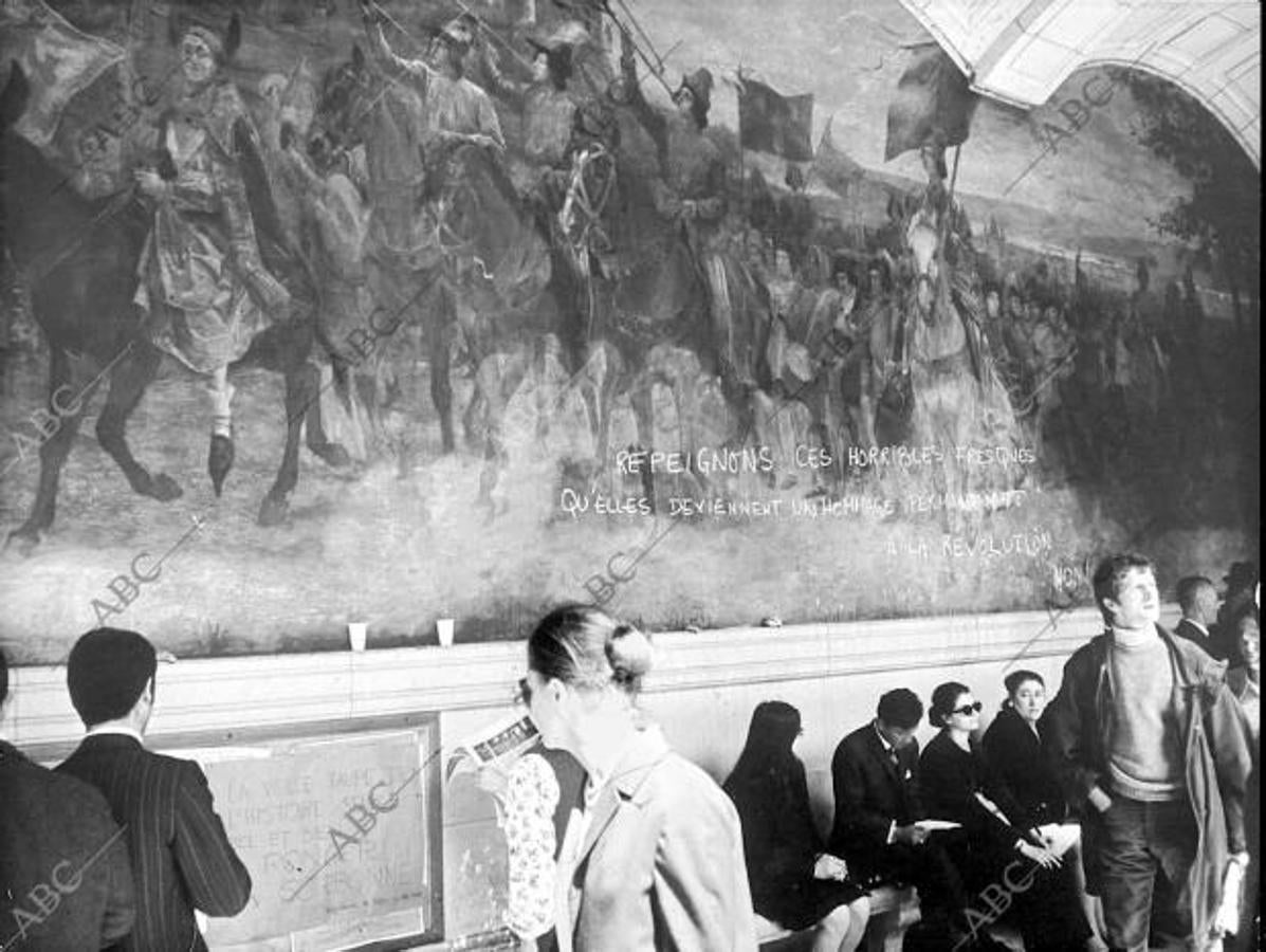Pintadas sobre unos «horribles frescos», representativos de la «grandeur» francesa