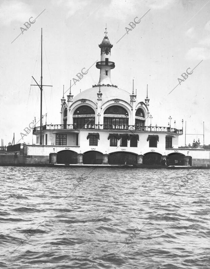 Barcelona, 05/07/1914. Inauguración del Real Club Marítimo de Barcelona.