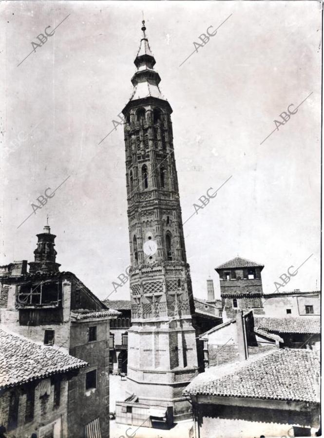 La torre nueva de Zaragoza (hoy desaparecida), hacia 1890