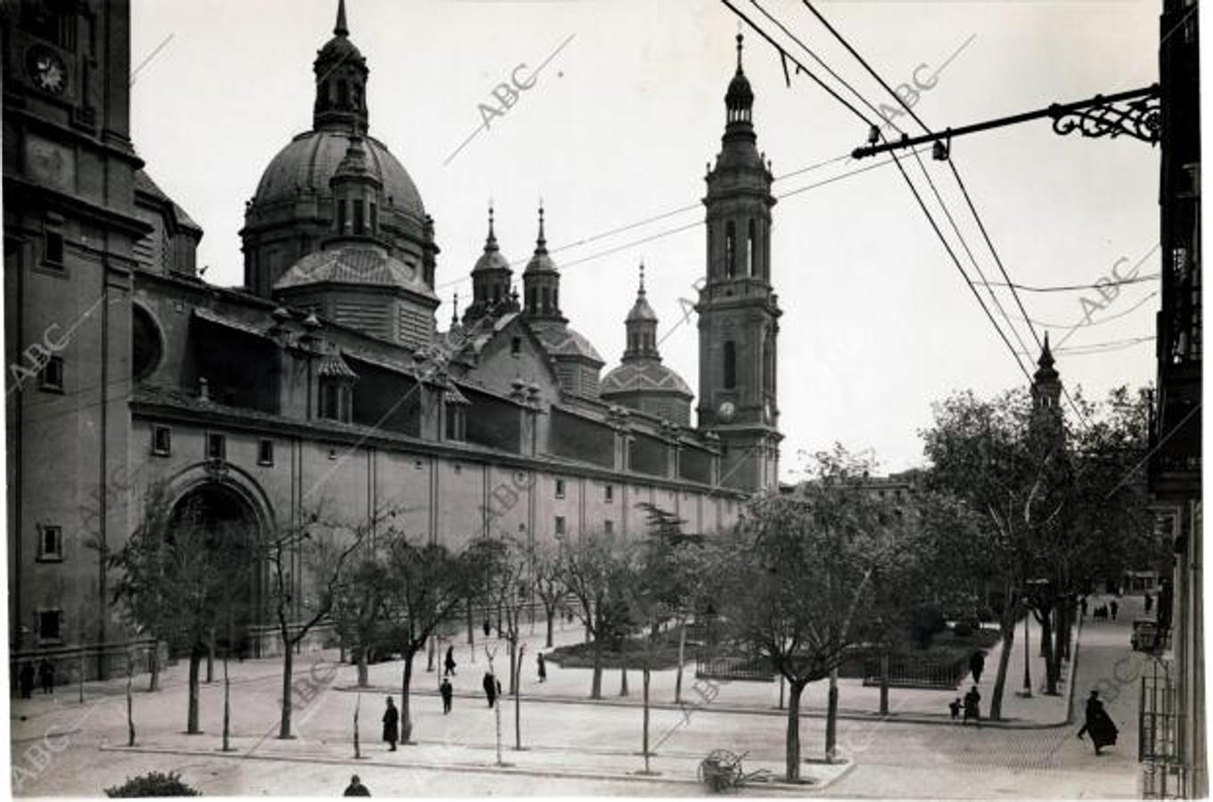 Plaza del Pilar a principios del siglo XX