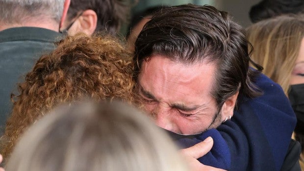 El desgarrador último adiós a Àlex Casademunt, en imágenes