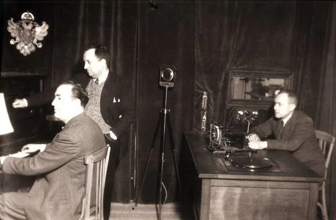 The birth of Radio Toledo, in pictures
