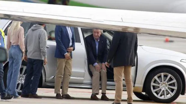 The first images of Don Juan Carlos after his arrival in Spain