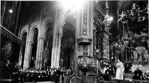 El Papa en la Catedral de Santiago el 9 de noviembre de 1982