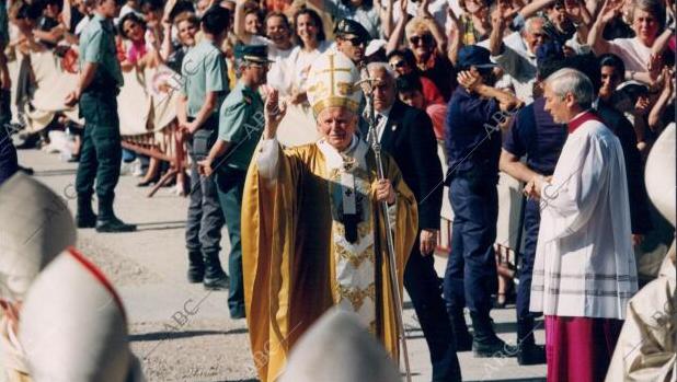 Quince años sin Juan Pablo II, el Papa viajero que no tuvo miedo