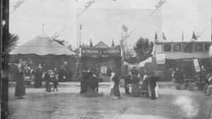 La pradera de San Isidro durante las fiestas del patrón de la ciudad en 1899