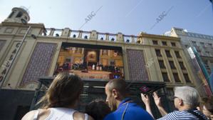 En cines como el Callao de Madrid se podía seguir el histórico acontecimiento