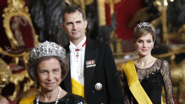 La línea sucesoria que une al Rey con Velázquez